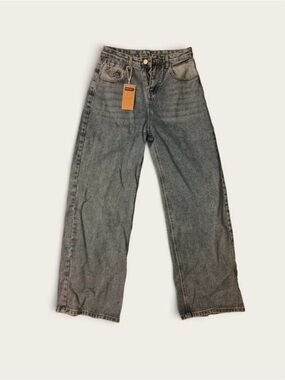 Women’s Boyfriend Jeans in Washed Gray